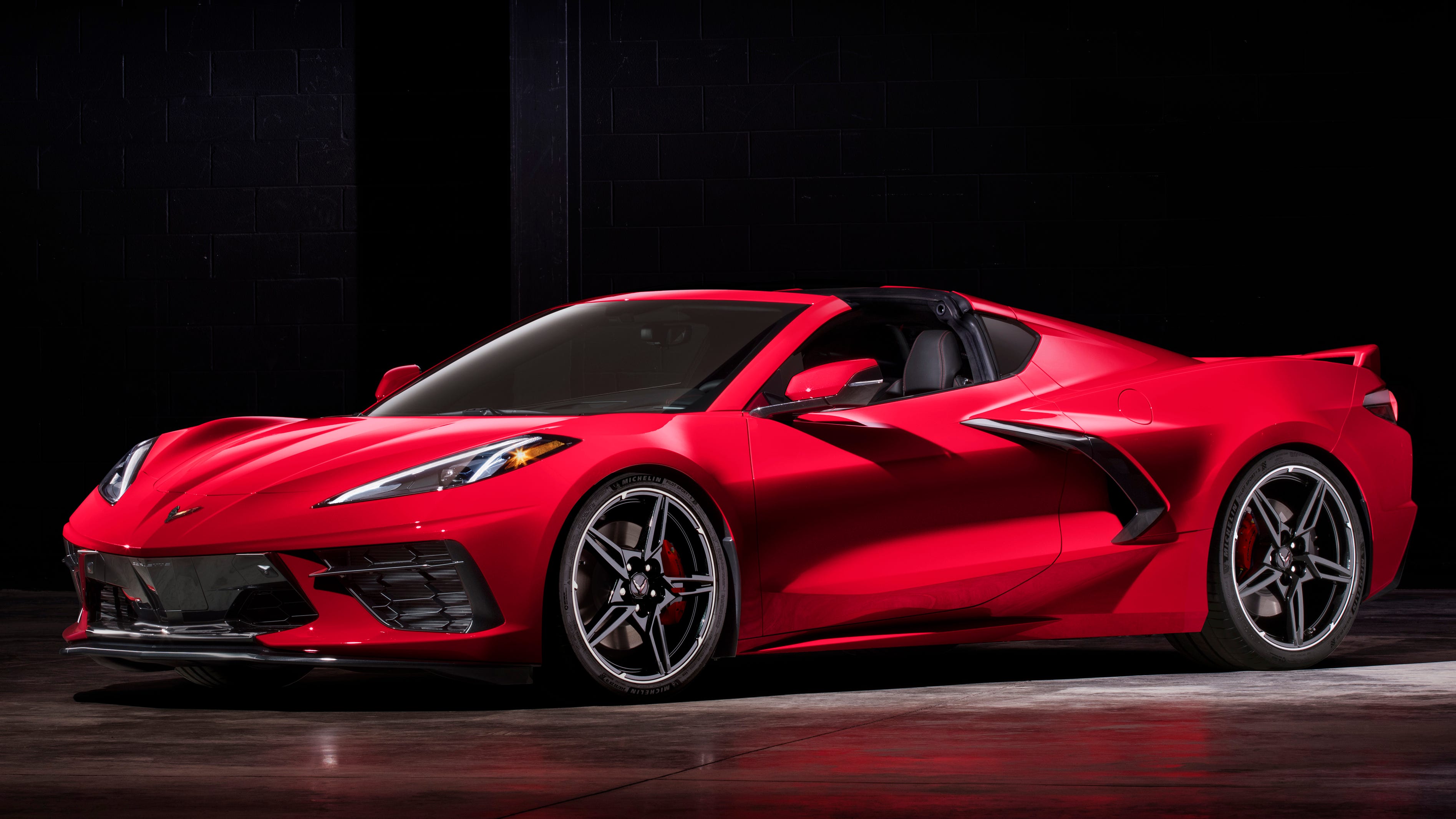 CHEVROLETE CORVETTE STINGRAY